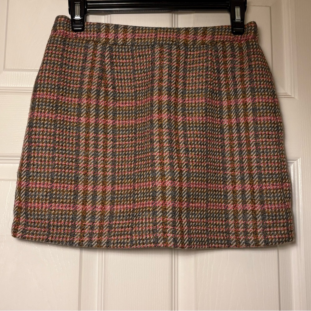 Plaid Tweed Style Mini Skirt - Forever 21